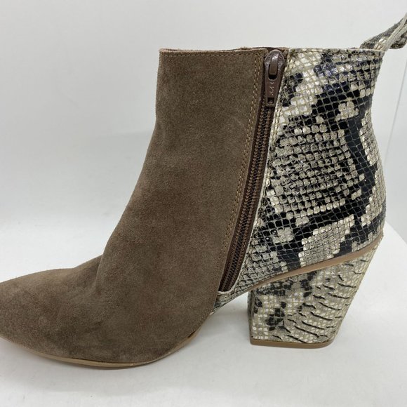 Naughty Monkey Sz 8.5 Woman's bootie Snake like Leather Side Zip Fashion boots - Picture 3 of 11
